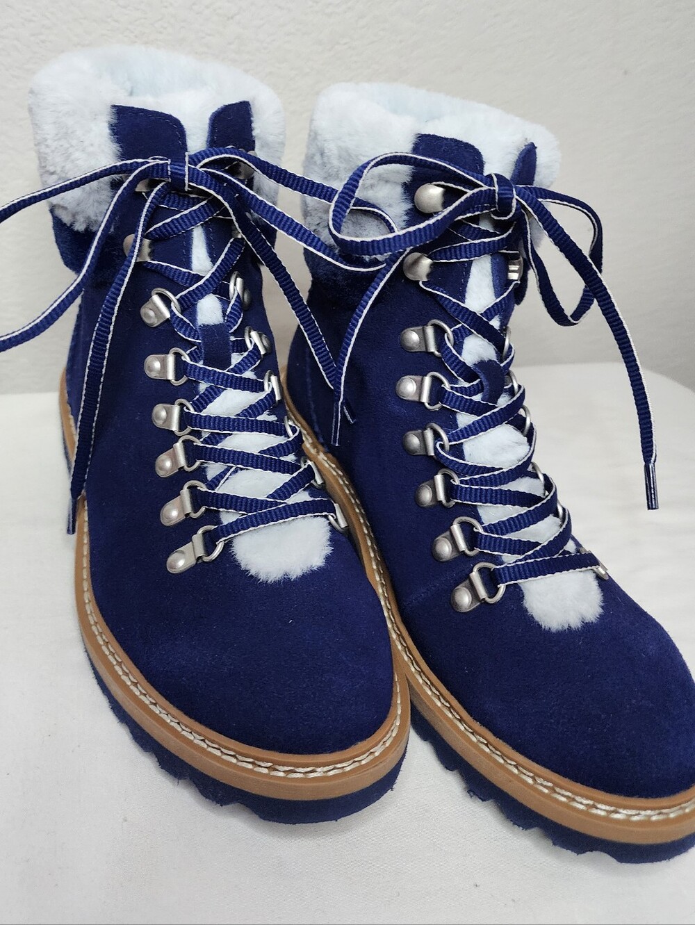 Splendid Navy Lace-up Suede Boots NWOT Size 6.5 US